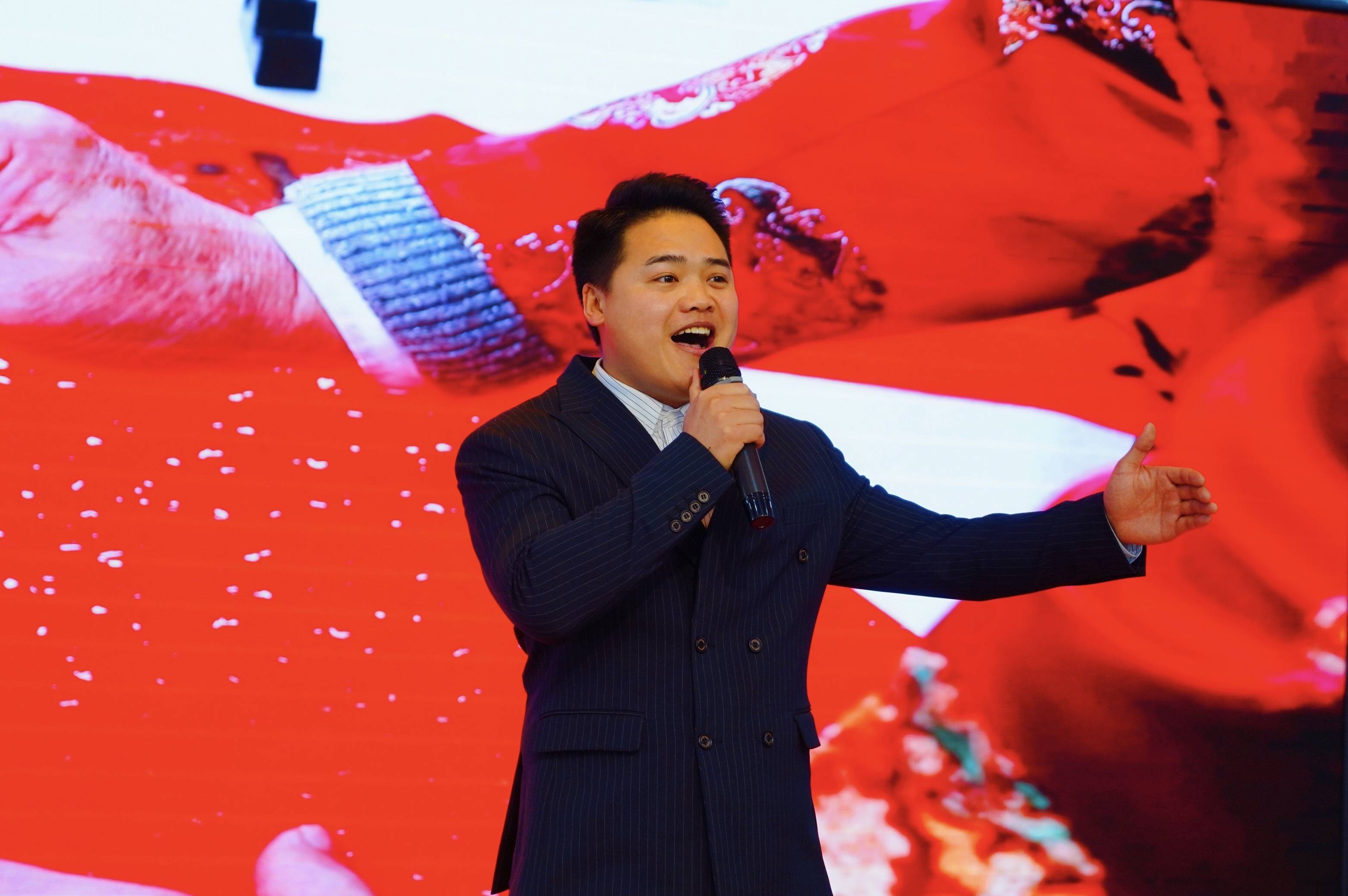 薛多涛,中国音乐文学学会会员,潍坊市奎文区音乐家协会会员,武威市