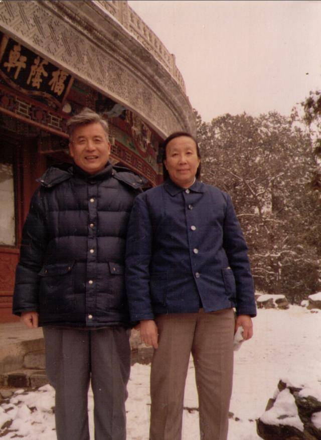 邓稼先:28年间,行踪十分神秘再归来却成永别,梦中嘱妻:保重_许鹿希