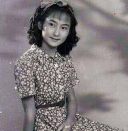 两任妻子都是美人,一个生儿育女,一个相伴余生,身后事却留遗憾_慕容