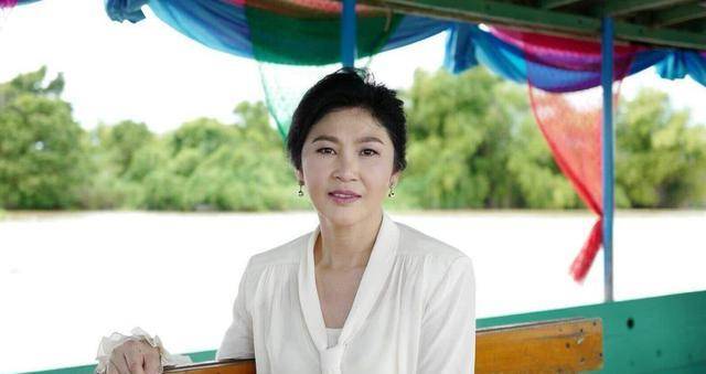 美艳动人的泰国总理英拉亦是纵横商界的精英却流亡海外