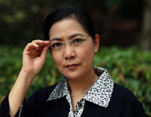 原创1985年沈丹萍怀孕要求丈夫带她去德国生活丈夫这样走不光彩