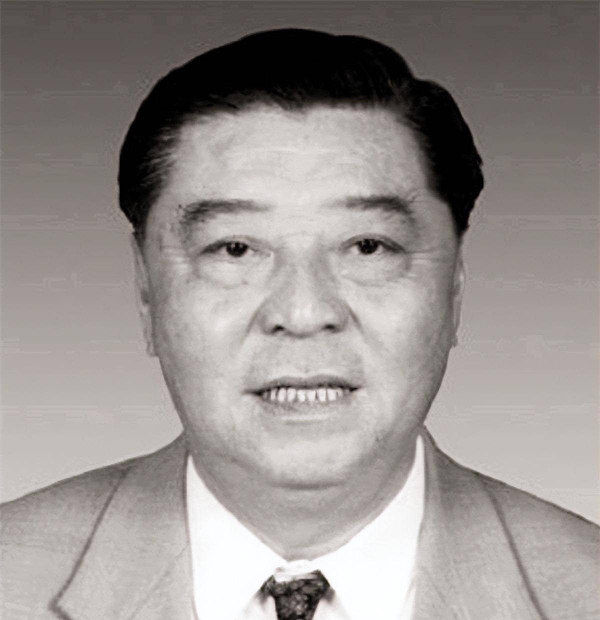 原创郭荣昌连跳几级由县委书记一跃成为省委书记一生成绩斐然