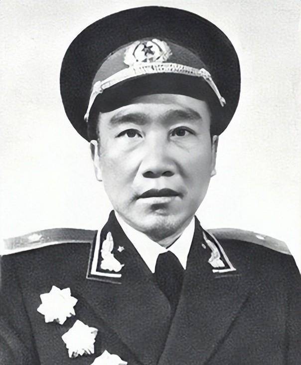 原创1982年重庆发现一脚镣遗骸06公斤脚镣钉在脚踝上身份惊动中央