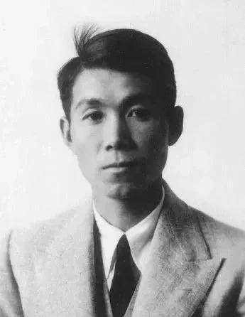 由于王承书的儿子在美国出生,自动获得美国国籍,但是,也被她毫不犹豫