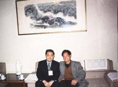 他35岁从政江苏,37岁官至副厅,54岁任江苏省长,今年76岁了_季允石