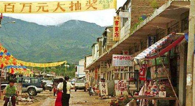 原创缅甸果敢现状昔日国门汉字被去除缅文越来越重要