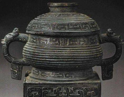 被专家以10万元买走,现在价值过亿_老伯_青铜器_罐子