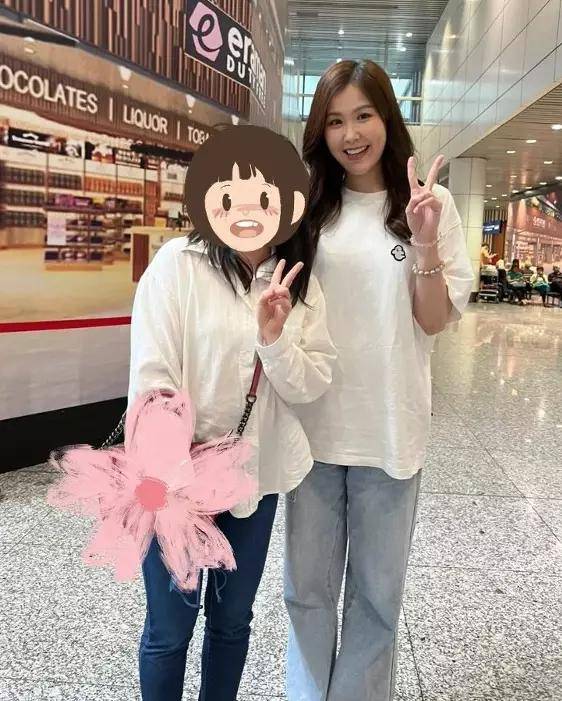 代表作有『降魔的』贝贝娜