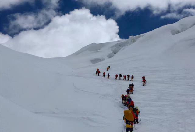 17位登山队员遇难,7年后找到了日记,死前过程极其诡异_梅里雪山