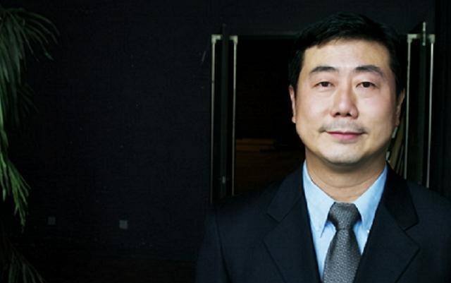 原创方宏进央视台柱锒铛入狱又被女儿举报形象崩塌