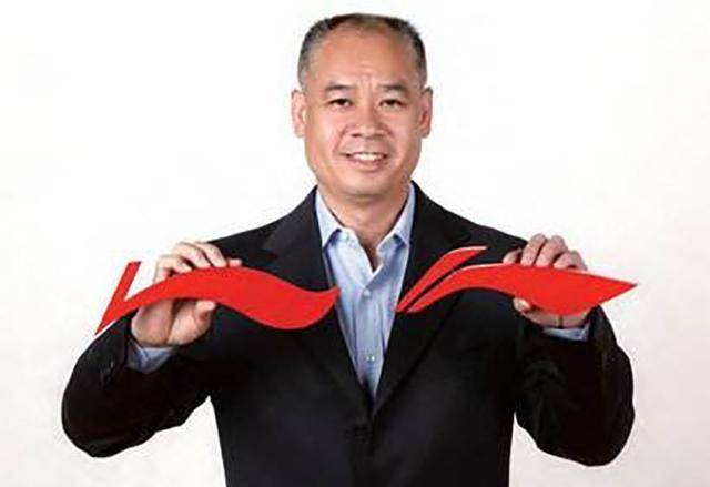 原创李宁在骂声中退役开创中国品牌却惨亏31亿今逆袭成国货之光