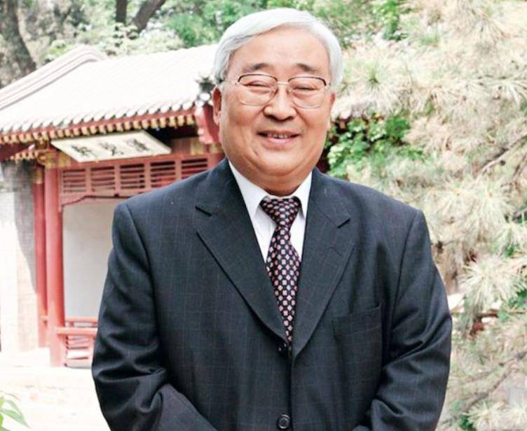 李贵鲜:49岁担任安徽省委书记,曾主政辽宁,担任央行