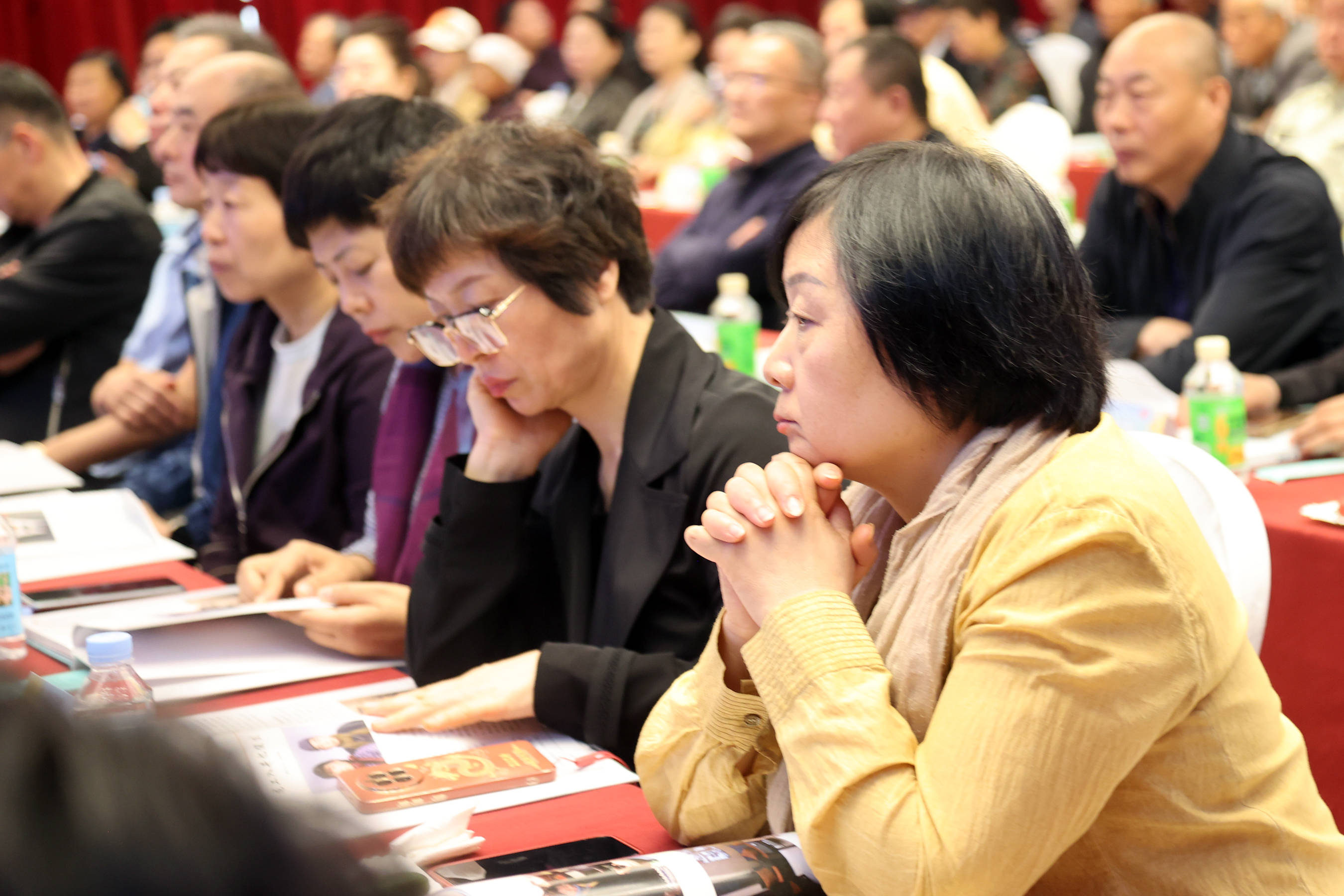 致敬生命 传承高德 纪念刘俊生先生诞辰80周年追思会在大荔润鸿大厦