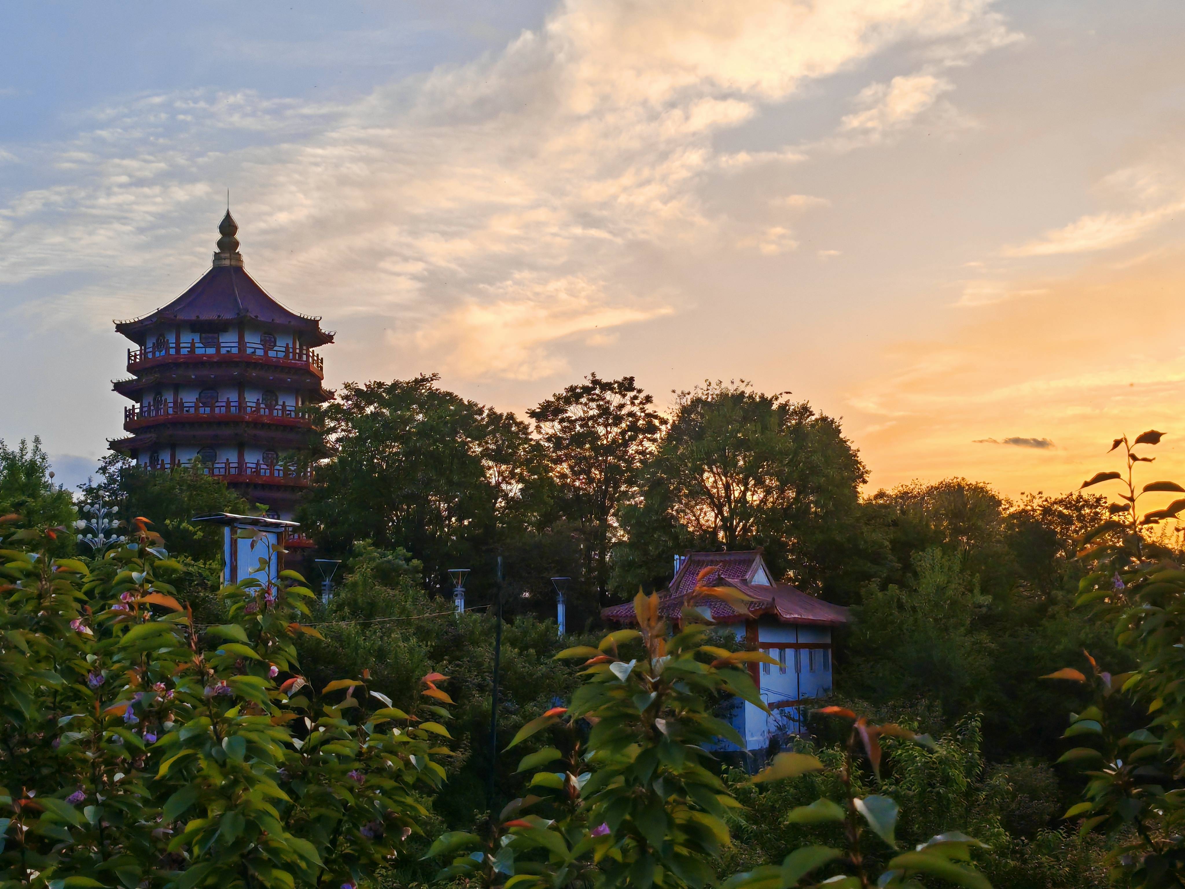 商洛市:城市现代化治理提升城市品质与人居环境!