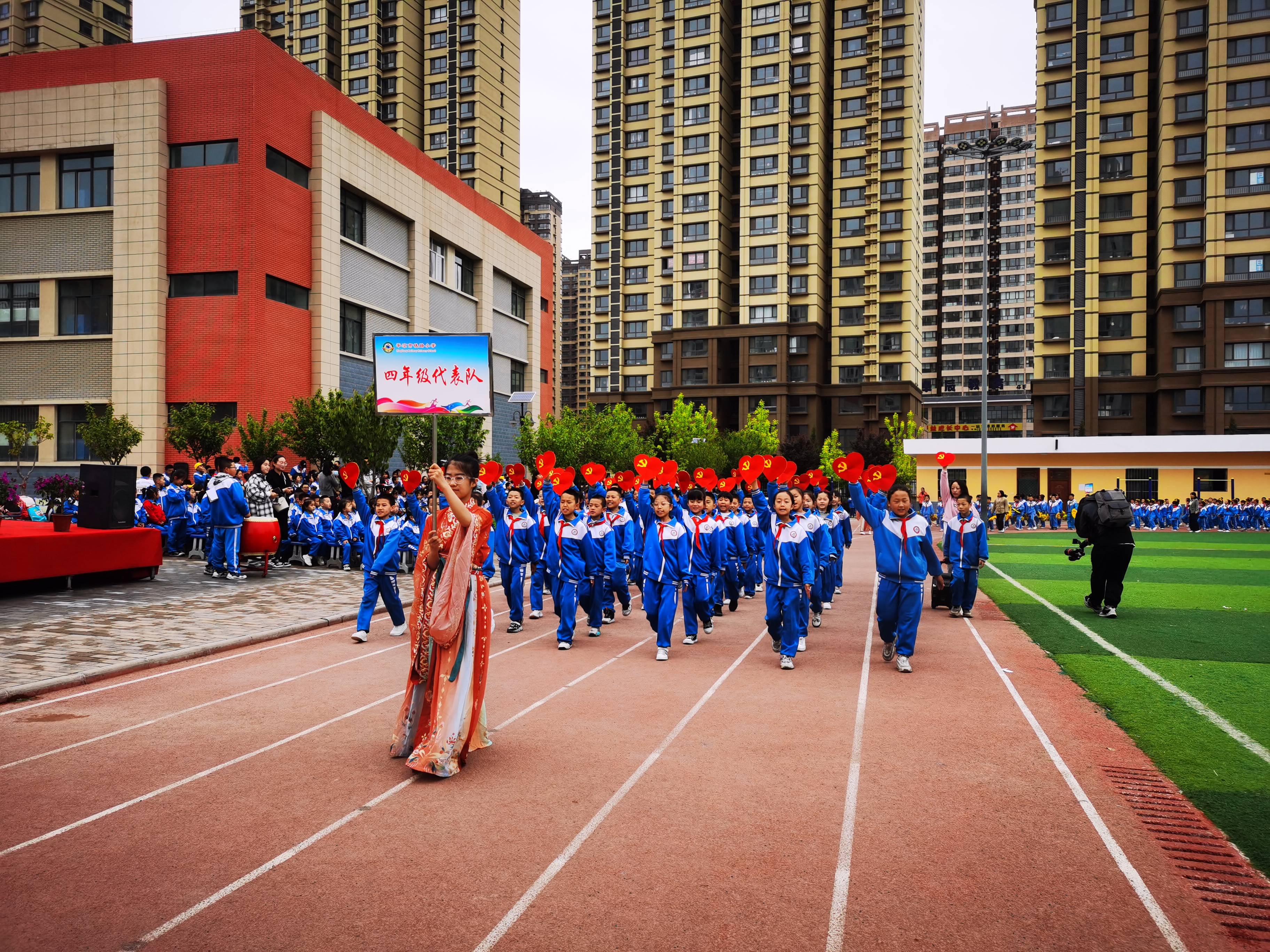 平凉铁路中学图片