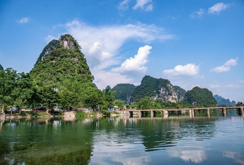 2024桂林旅游旺季自助游全攻略,一对一本地导游带你畅游绝美风光