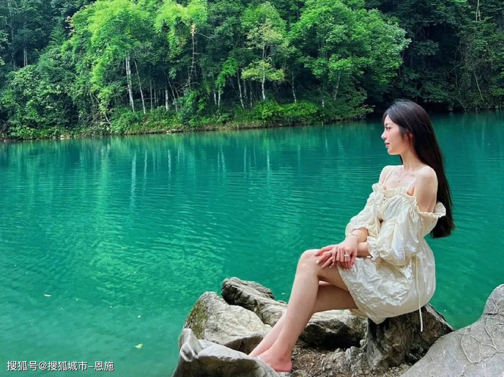 贵州还有许多值得一游的地方,如镇远古镇,赤水丹霞山,万峰林等等