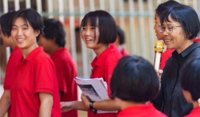 张桂梅登上天安门城楼:那些走出大山的女高学子们,如今怎样了?