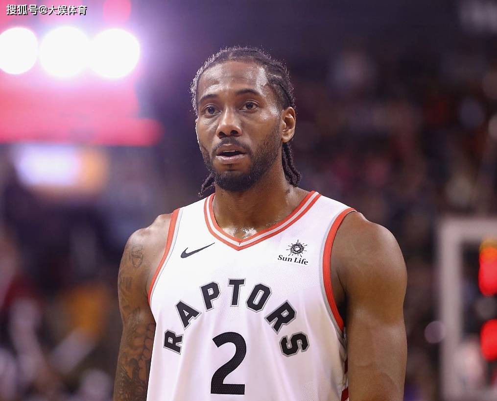 莱昂纳德在马刺队,猛龙队都夺冠了,在快船队多年无法带队夺冠?