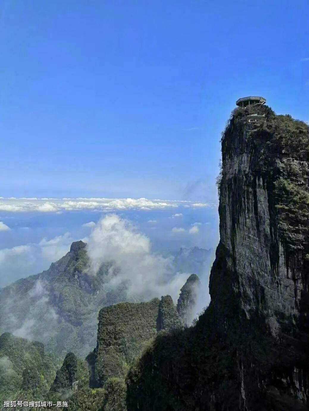 跟朋友到湖南张家界旅游五天四晚详细行程安排 张家界五日游详细行程