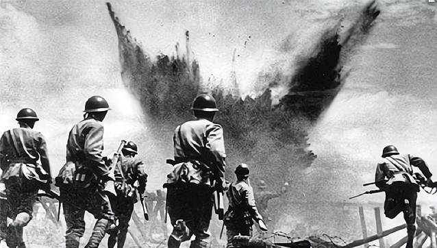 马未都:我爹是智兵,打仗冲锋总慢半秒,39人参军只有他活下来