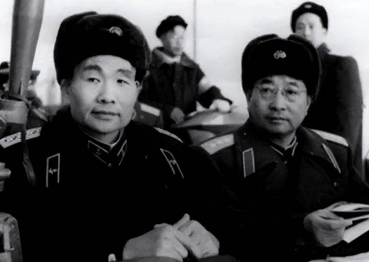 他虽是纵队司令,挺进中原战略中,受军委直接指挥,当副统帅使用