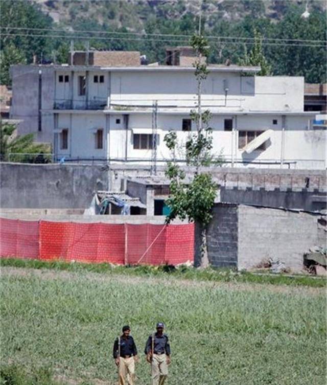 本拉登最后藏身地:3层小院,院主人从不出门,散步也会贴着墙走