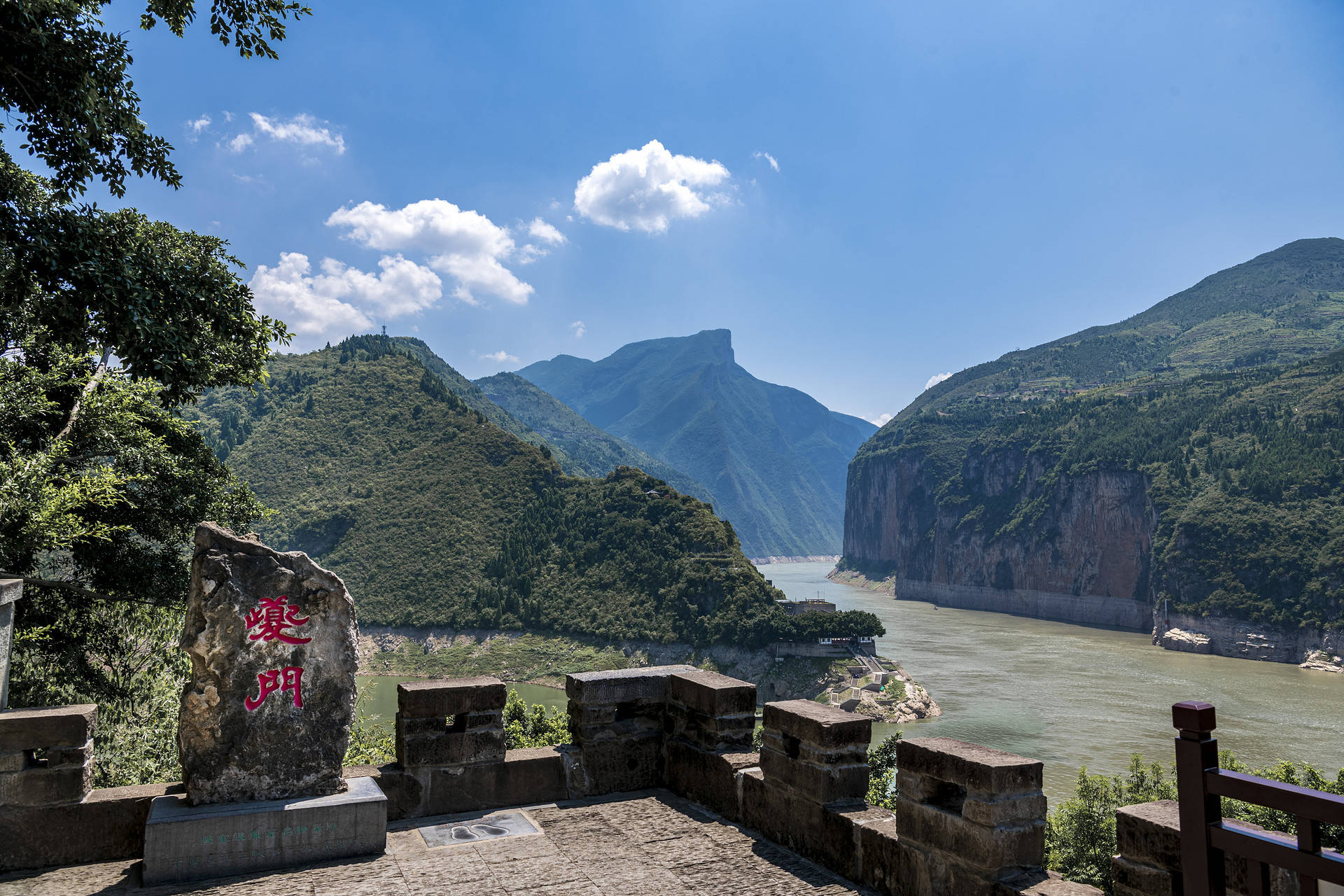 长江三峡神女峰介绍图片