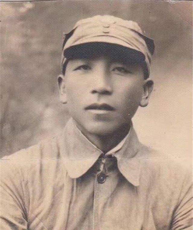 27旅80团于27日下午突破小张庄外围阵地,但因敌人火力太密集,难以发起