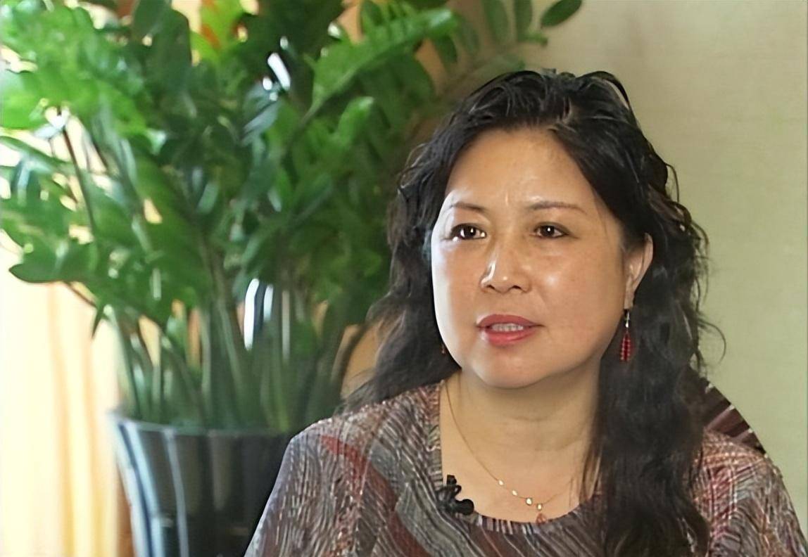 82年刘忠夫人伍兰英病逝,临终前拉着丈夫:我先走,30年后再重逢