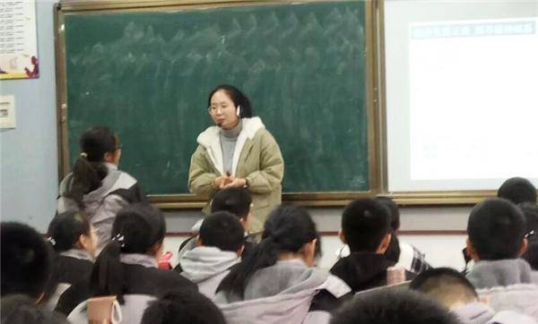 浙江"女学霸"邵奕佳,高考719分,用5个字拒绝了清华大学