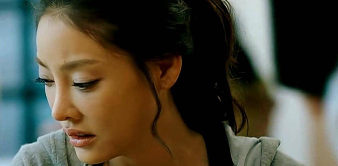 张紫妍:被高层凌辱到自尽的韩国女星,事发十年后,惨剧仍在上演