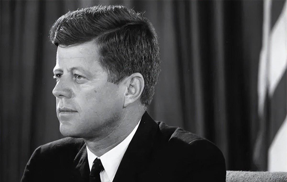 旧案:美国前总统肯尼迪遇刺再起疑云,副总统约翰逊是幕后真凶?