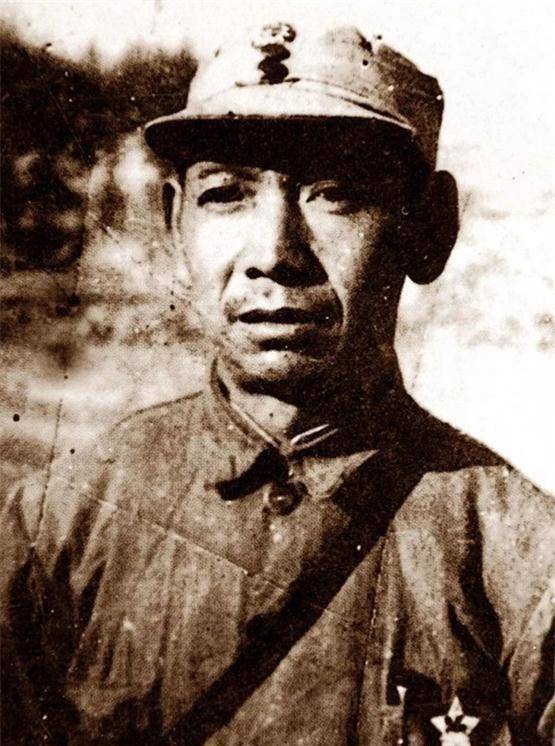 八路军分区司令员,警卫员被困他双枪匹马入重围救,可惜英年早逝