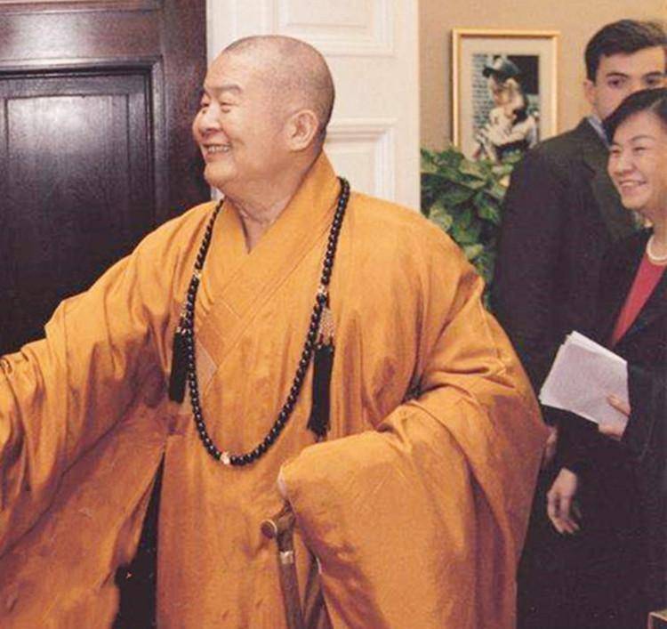 1995年,知名画家出家当和尚,15年后儿子找上门,画家:我还俗