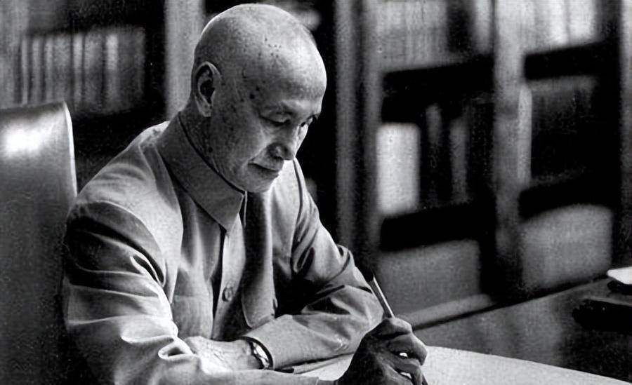 93年一学生家境困难登报,经查是小叶丹后人,李铁映:快请来北京