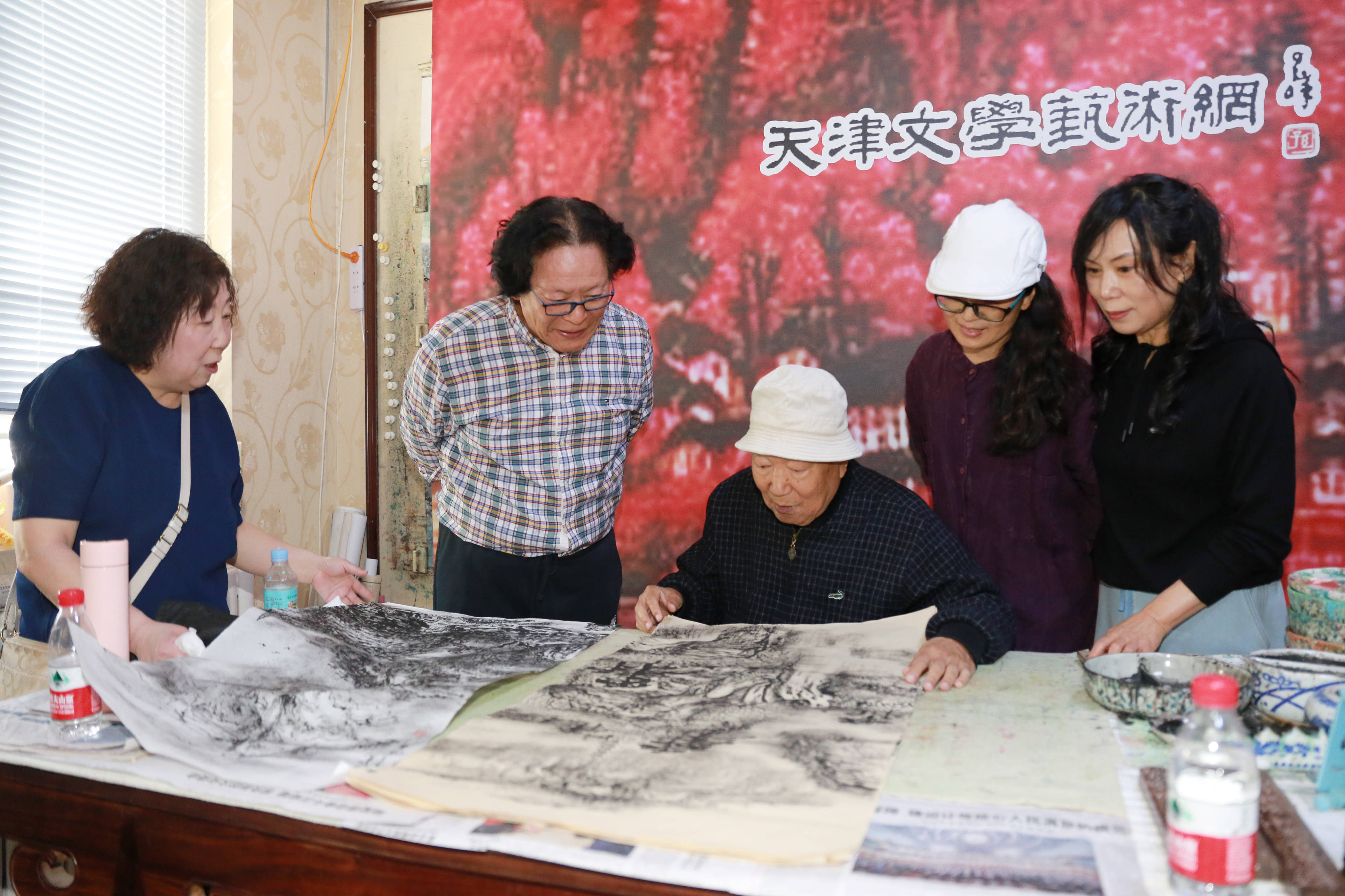 著名画家焦俊华教授收徒陈鸿轩仪式在天津文学艺术网中心举行