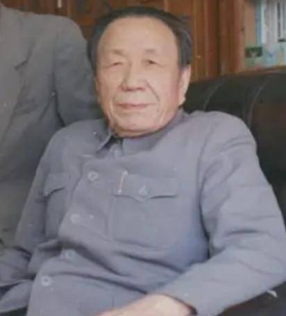 霍士廉:71岁高龄任山西省委书记,一生功勋卓著,83岁退休