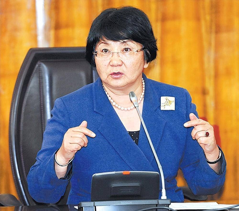 随着和吉尔吉斯斯坦建交的国家越来越多,在世界各国的眼中,吉尔吉斯