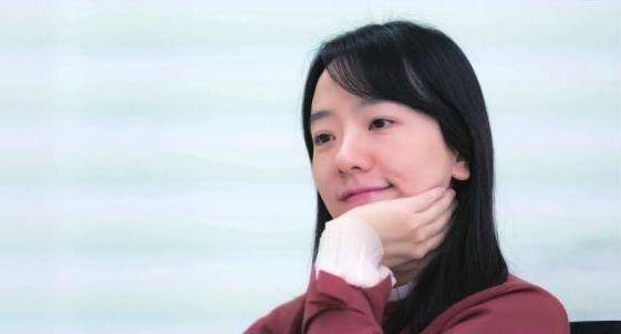 2008年清华学霸为绿卡出卖祖国,却惨遭美国解雇,如今哭着要回国