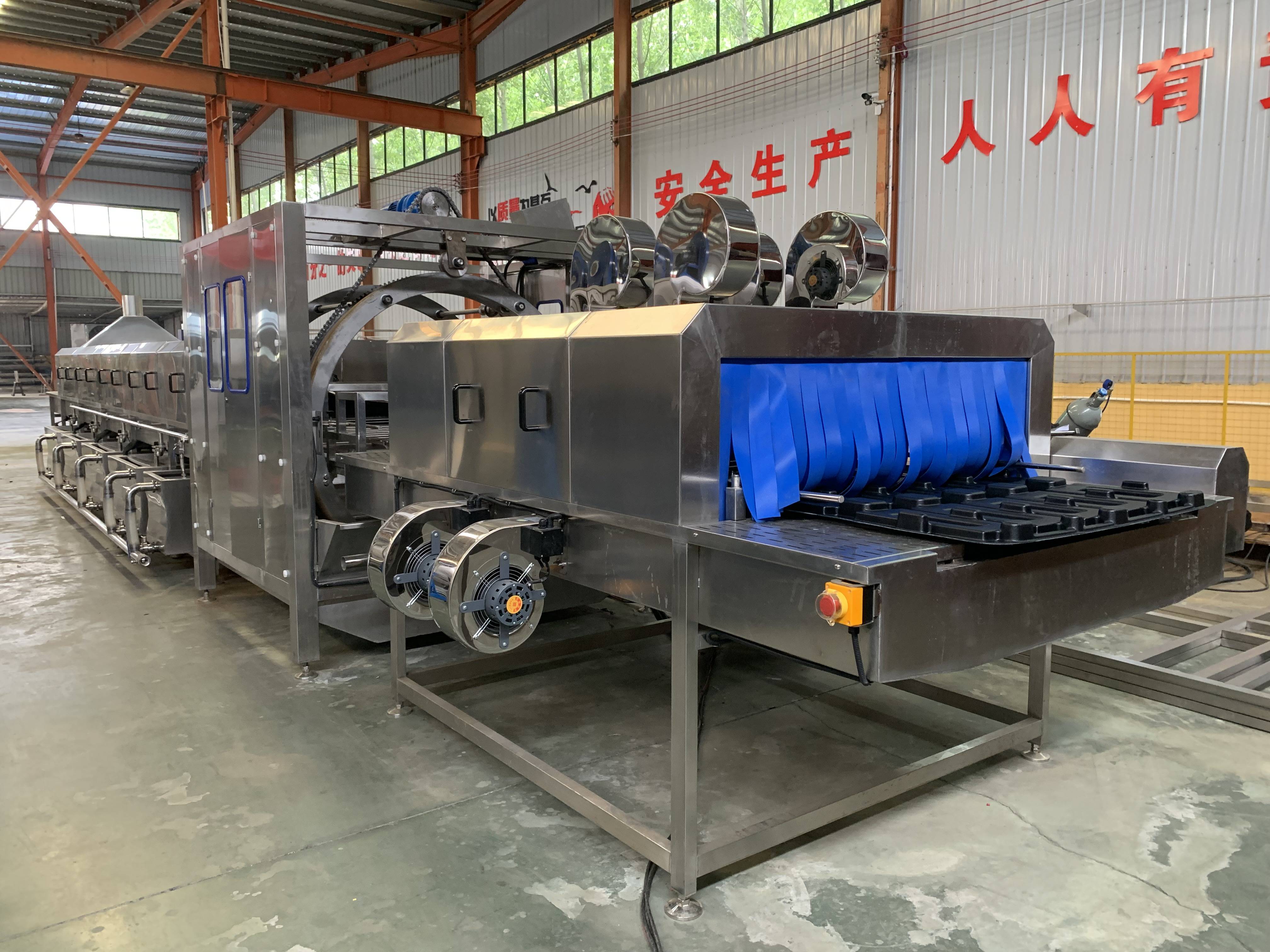 塑胶托盘 清洗甩干除水设备这种清洗机对于保证汽车配件卡托的洁净度