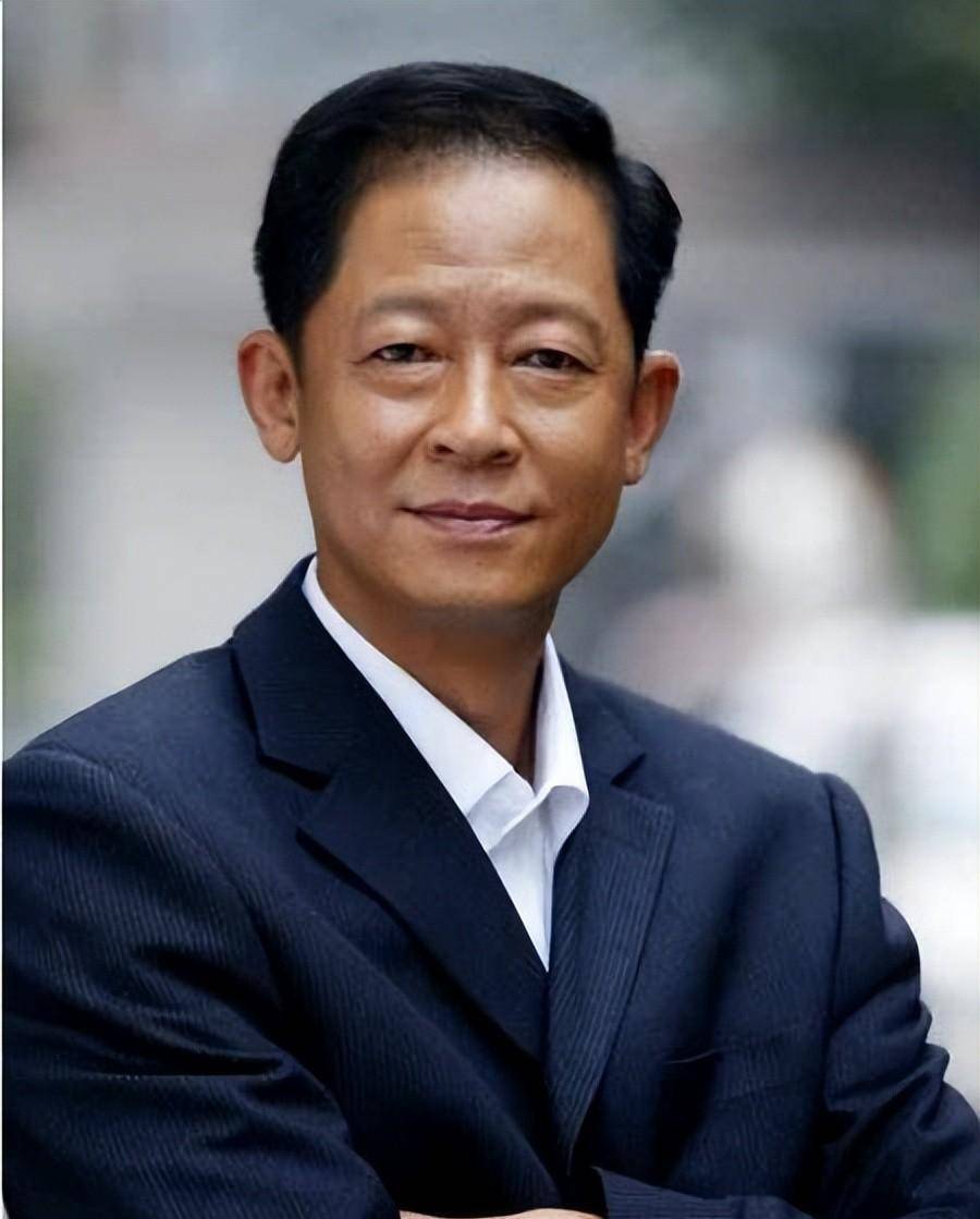 说起王志文,现在的年轻人可能不太熟悉,但大多数八零后的人,还是记得