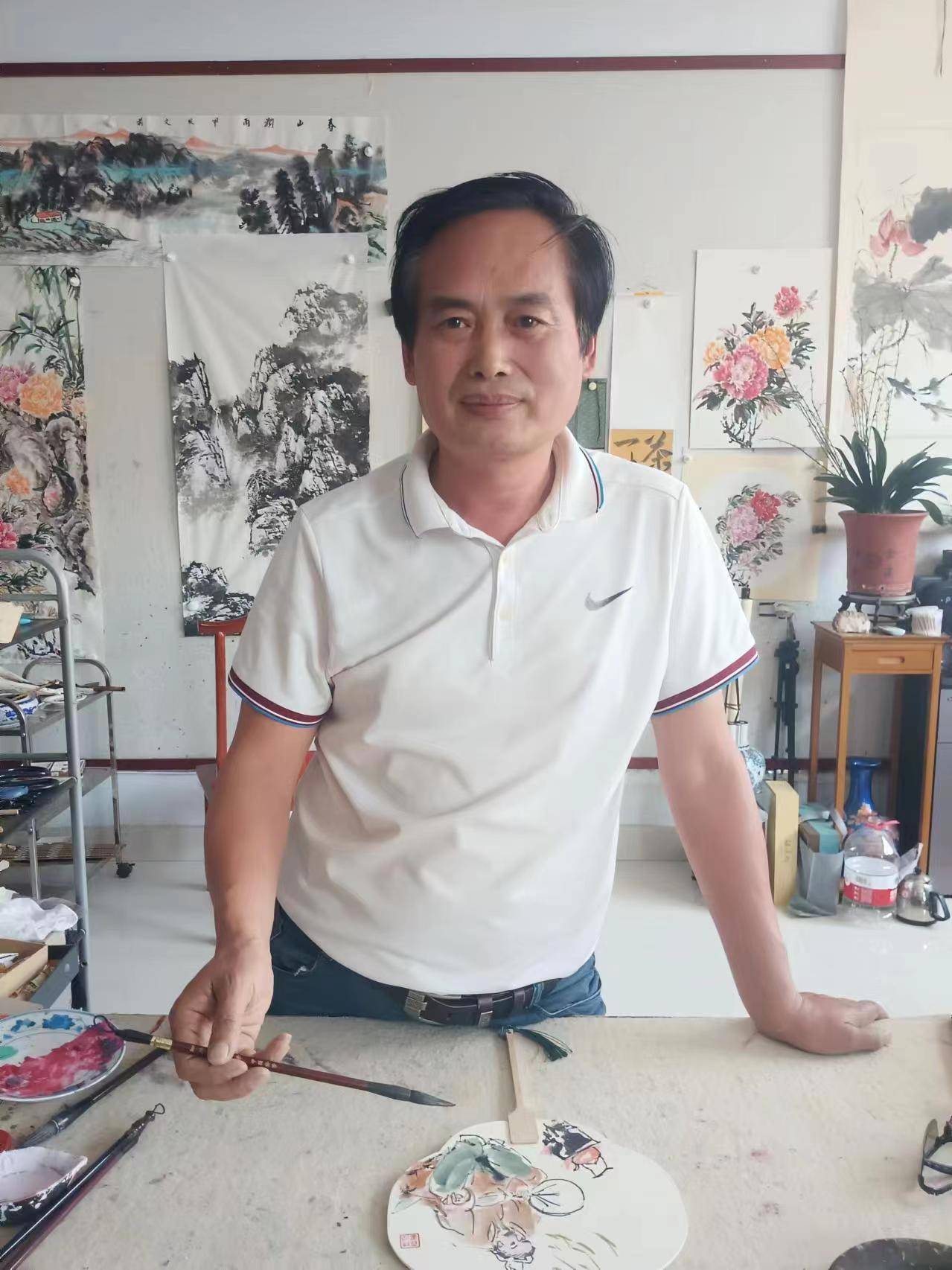 润发)1969年生于山东临朐九润石艺居国画院秘书长环渤海书画研究会