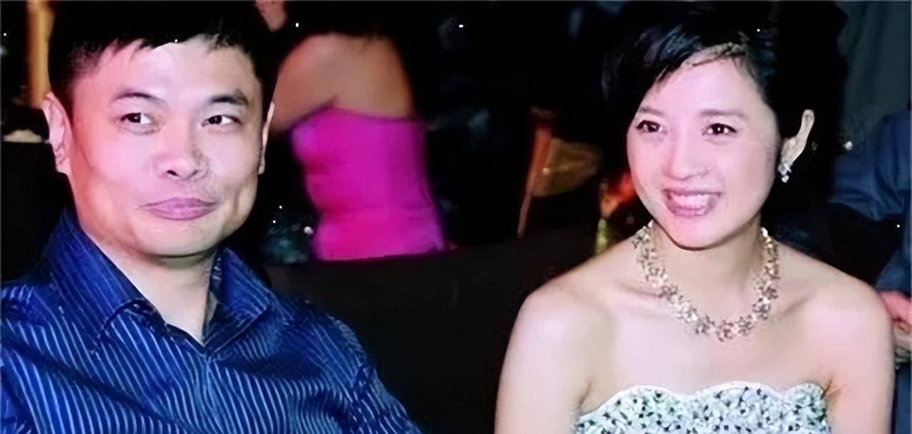 在晚会上,丁健见到许戈辉的第一眼,就感到了灵魂的震撼.