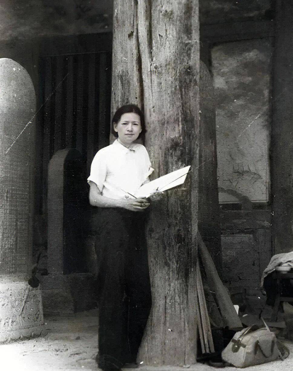 一组罕见照片,看懂民国第一才女美女古建筑家:林徽因