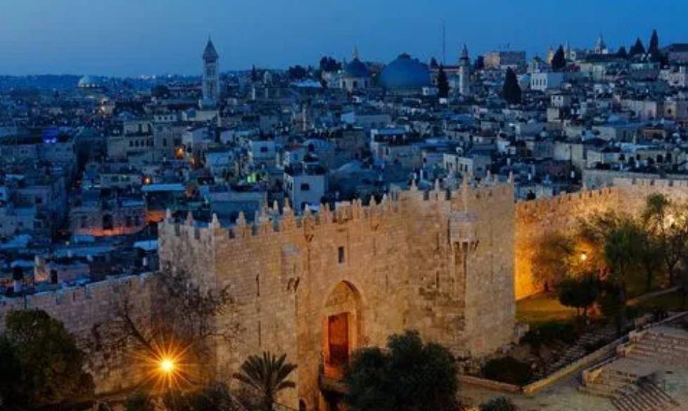 一座岛两国互相谦让了66年,沙特:岛是你的!埃及:不,是你的