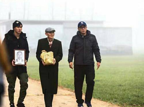 高秉涵:13岁离家赴台,晚年送老兵骨灰返陆,获2012年感动中国奖