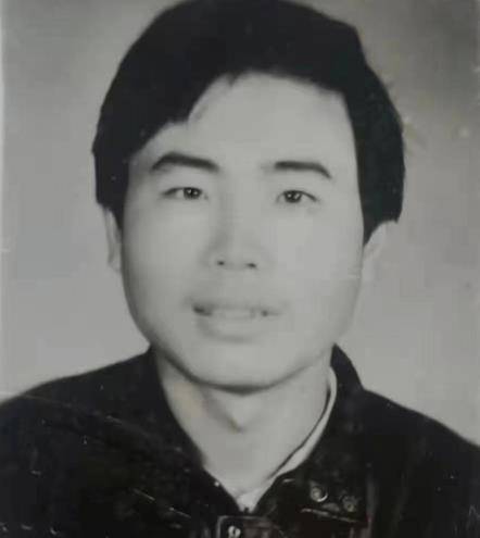 大学教授自曝辍学经历,曾低估了生活的残酷,因矿难改变命运