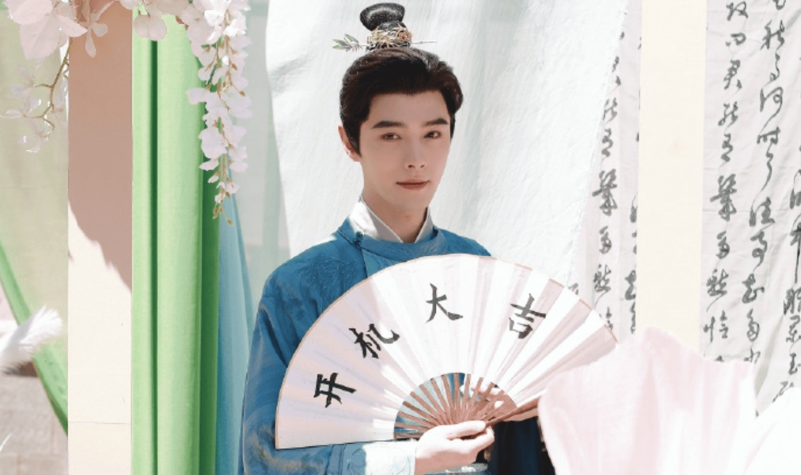 网剧《怎敌她千娇百媚》开机，林允、方逸伦主演_男子_下水_陆家