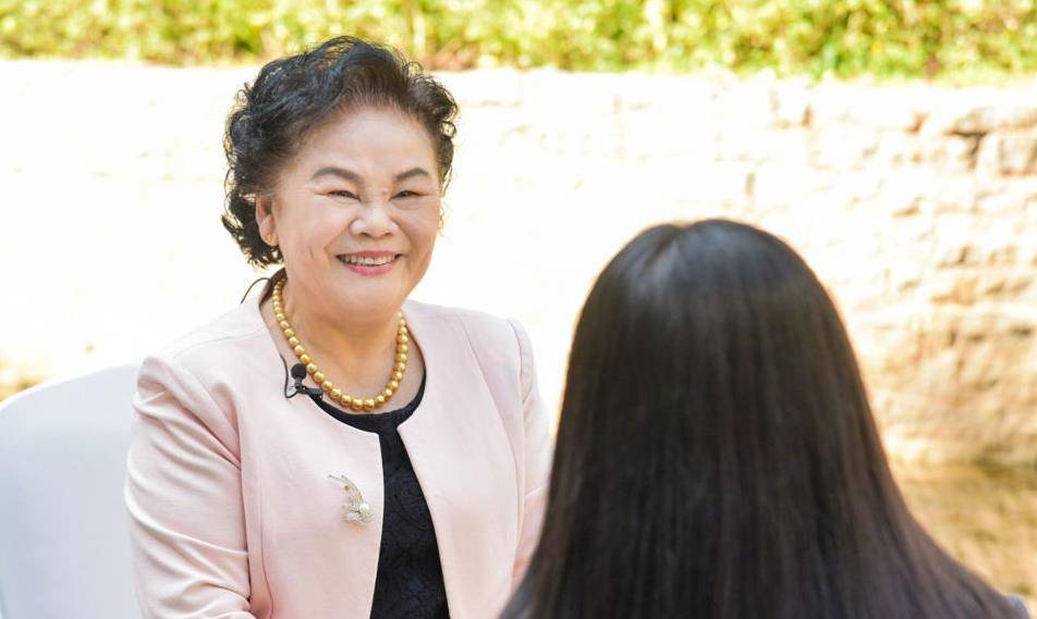 江佩珍_糖果厂_罗纳尔多